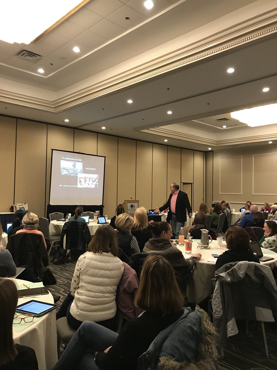 Boyle_Tech's tweet image. Blended learning for active learners @MatthewXJoseph @MATSOLorg #MELLC