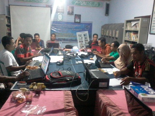 AntoTambora's tweet photo. jam 22:44, msh bergelut dg pendampingan...
#ManfaatDanaDesa
#tppintb
@jokowi
@EkoSandjojo
@madjid_taufik
@fachrilabalado
@LaluAnsyori https://t.co/SXjqyRQTKR