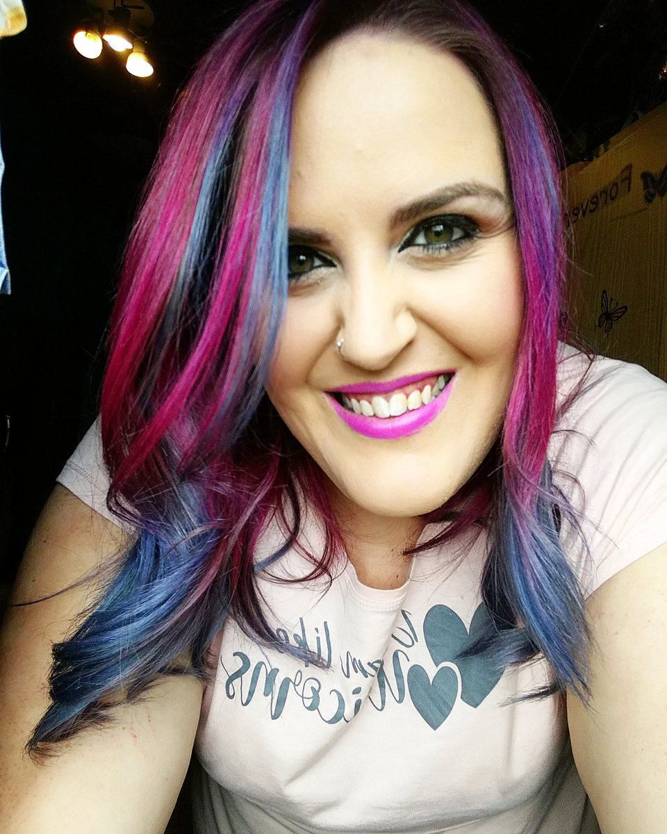 DESIREÉ GARCÍA (Desigm88) Twitter