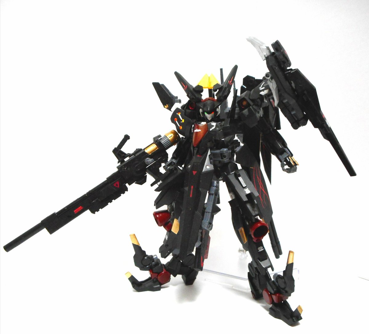 #あと100RTで
フォビ子の武装を解除

…ちなみにフォビ子のインナーはタイツです…( ΦωΦ )

画像はガールじゃないほうのフォビドゥンウイングさんですね 何故か 