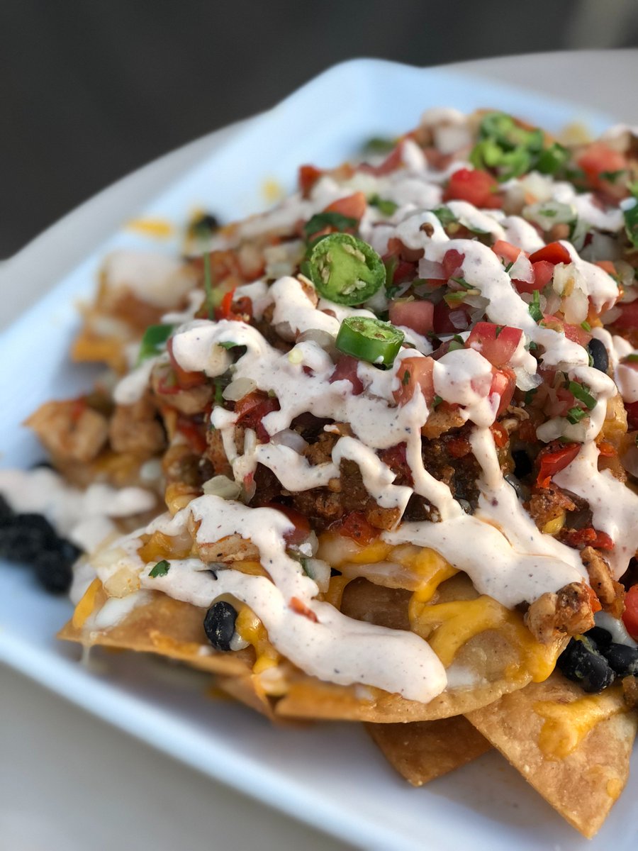 TheFastBite's tweet photo. I'm down for some Mexican food this Friday. Are you? If authentic Mexican delicacies is what you want, try Skinny's Cantina in Long Island City!! Tag all your Mexican friends &amp; tell us what your favorite Mexican delicacy is!
-
#TheFastBite #Food #NYC #MexicanFood #FridayFeeling https://t.co/LjjmhGJ7Ef