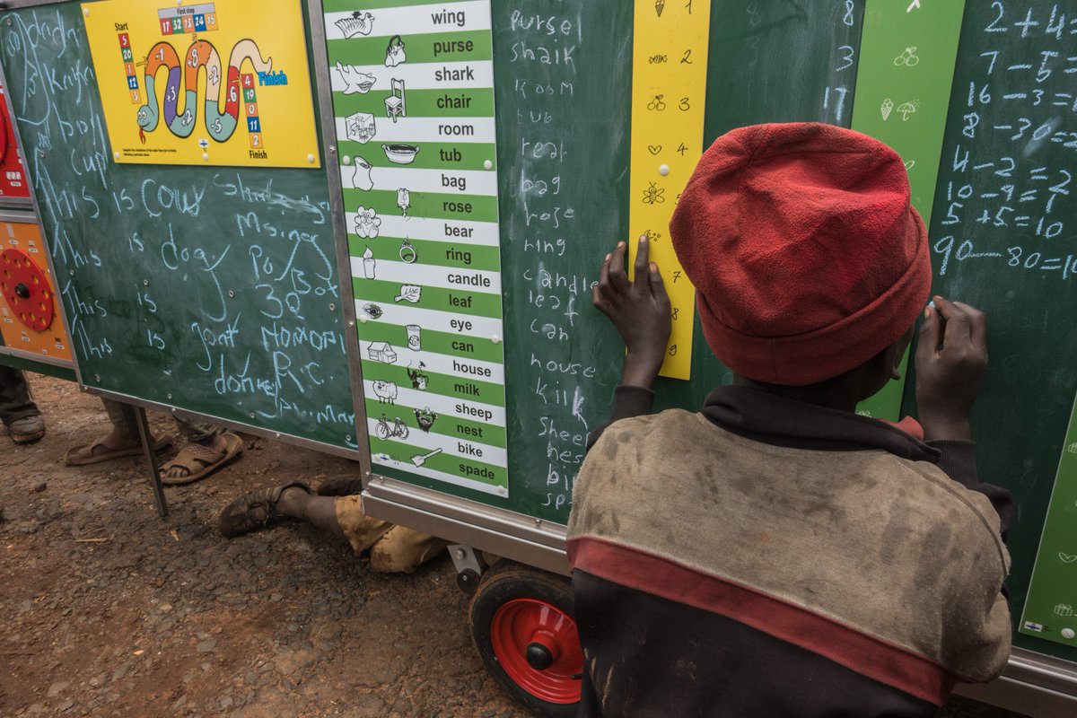 Wrapping up an incredibly interesting week full of street work on the streets of Kitale in western Kenya. <a href="/mobileschool/">Mobile School</a> no°49 is in good hands with the team of <a href="/ChildRKenya/">ChildRescueKenya</a>! Time to start packing for the second part of this Kenyan trip. To be continued!