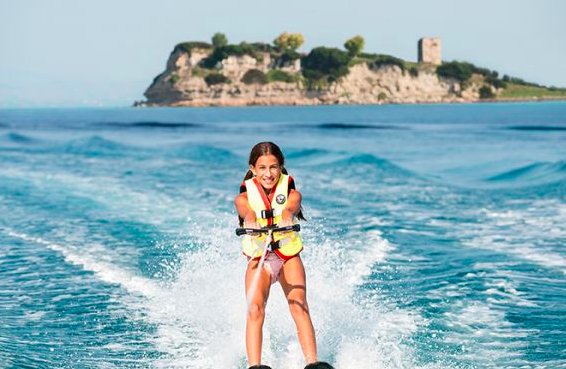 Summer holidays are coming up quick and one of the best luxury values in Europe remains Greece. And there’s no better spot for you and your family than the beautiful Halkidiki Peninsula. MORE >> facebook.com/Peter2Travel/ #travelcounsellors  #greece  #saniresort  #luxurytravel