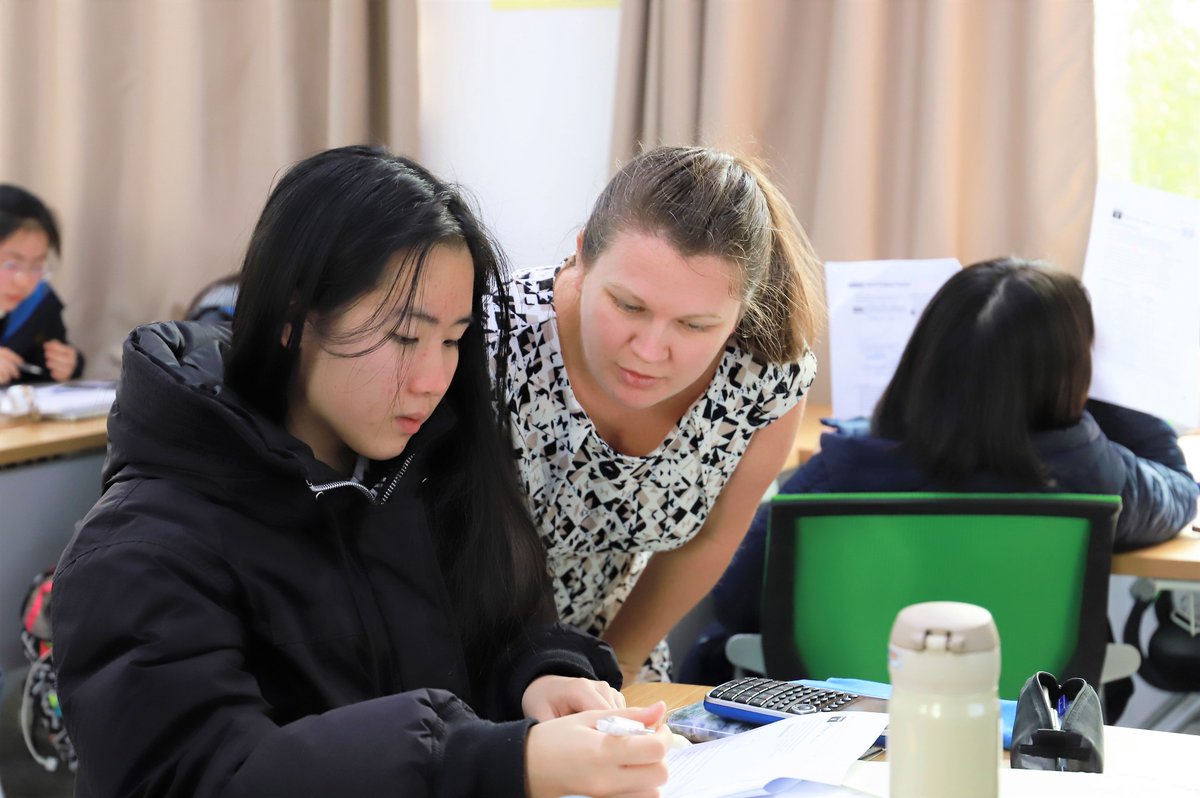 kleducation's tweet photo. Looking for a transformative teach abroad experience? We provide thousands of teachers and students every year with the opportunity to learn and grow as global citizens #teachabroad https://t.co/YjXszyv6sD #intled https://t.co/8pdt6OLPiH