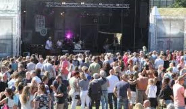 VVD wil Wallenpop behouden voor Hellevoetsluis. De motie die de VVD heeft ingediend is unaniem aangenomen. hellevoetsluis.vvd.nl/nieuws/29204/v…