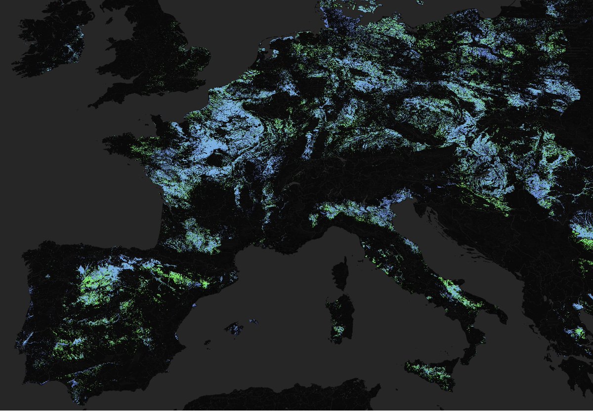 TellusLabs's tweet photo. It's #RasterFriday here at TellusLabs! 🌍 Take a look at the expansion of Agriculture in continental Europe from 2002 to 2016 ⬇️ (Green = expansion) #KernelGlobal #TellusLabs #GoKernel https://t.co/rBFnFM5jty