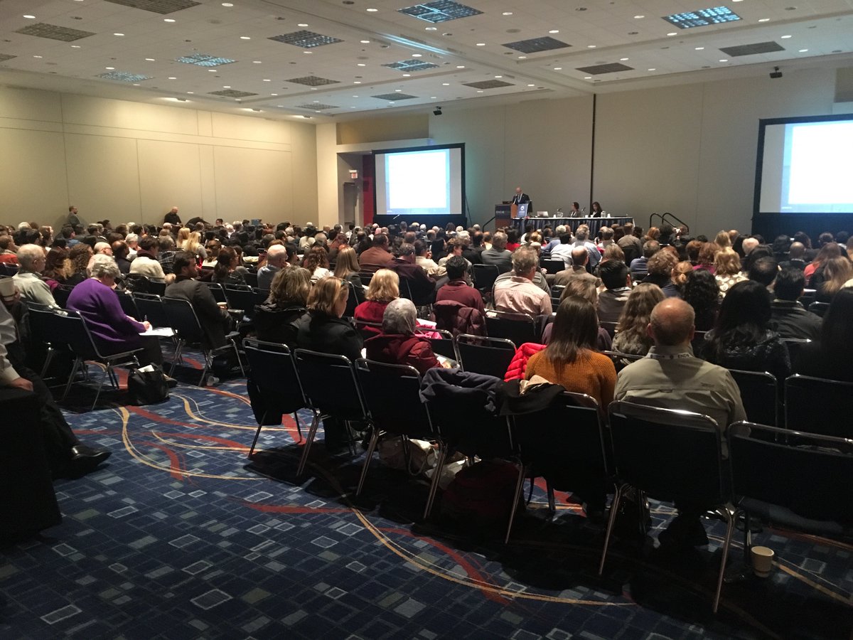 The ATA’s 2018 Spring Satellite room is packed! Thanks to all the attendees who came to learn about the Spectrum of #thyroidcancer during #endo2018 #thyroid2018