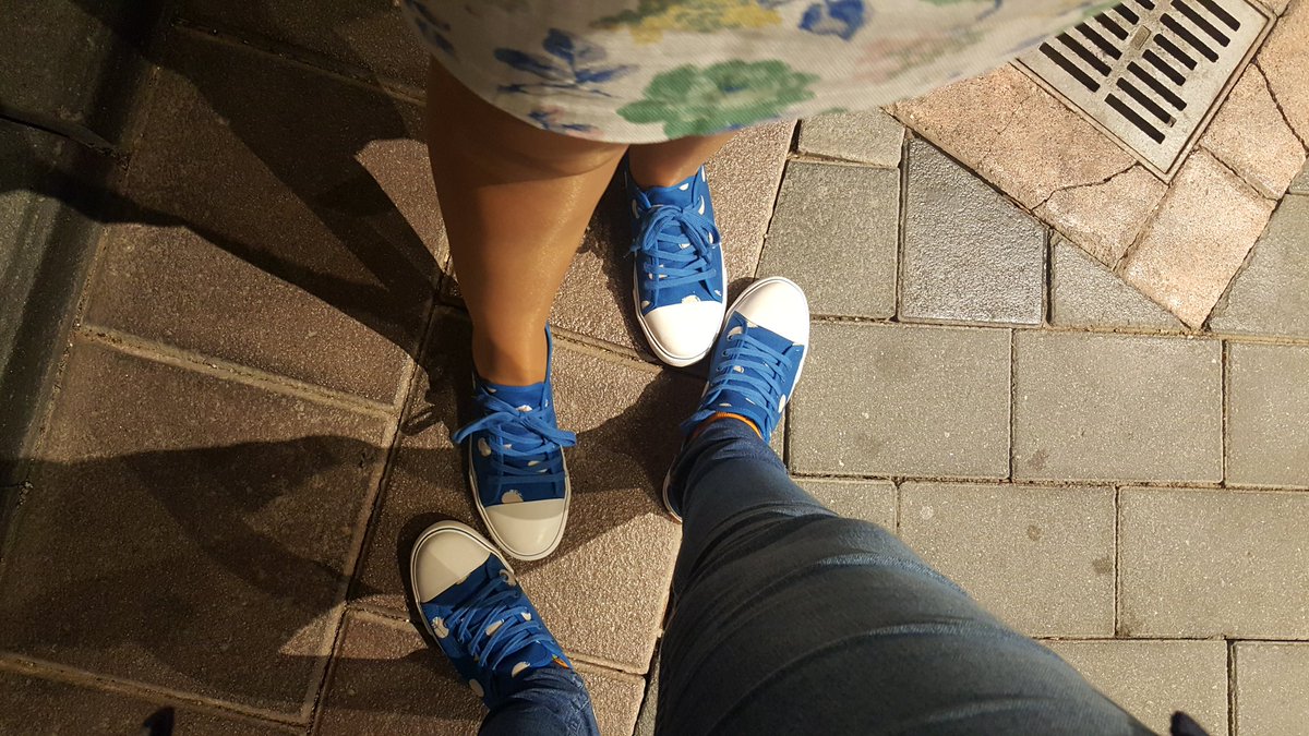 LivingWithWifey's tweet photo. All adorable! Matching shoes with wifey
#matching #shoes #cute #adorable #cheesy #RelationshipGoals #toocute #Inlove #mygirl #loveher #blue #lesbian https://t.co/1ED5503KGB