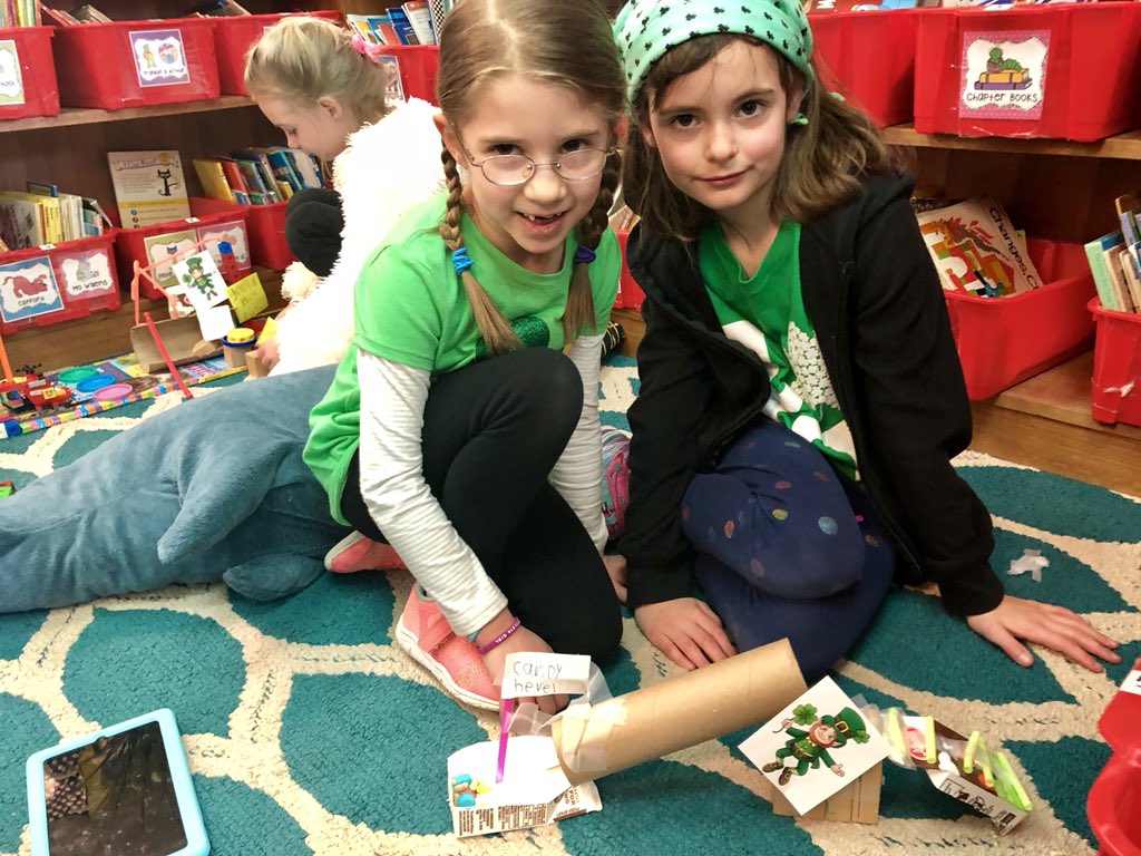 DiDurosClass's tweet photo. Today Lucky the Leprechaun visited the classroom..... so we had to build leprechaun traps! 😄 The little engineers paired up to draw and design the trap, then used our STEM materials to put their brainstorm into motion. Happy St. Patty’s Day!🍀 https://t.co/Boz2Mohrm3