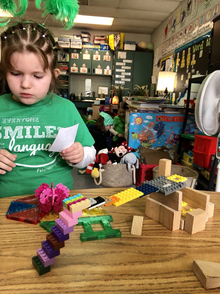 DiDurosClass's tweet photo. Today Lucky the Leprechaun visited the classroom..... so we had to build leprechaun traps! 😄 The little engineers paired up to draw and design the trap, then used our STEM materials to put their brainstorm into motion. Happy St. Patty’s Day!🍀 https://t.co/Boz2Mohrm3