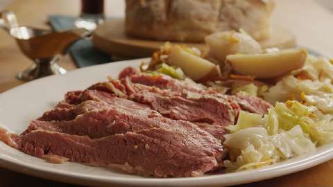CKnightBrands's tweet photo. Can anyone share a great corned beef and cabbage recipe I can make tomorrow?
#cornedbeef #cornedbeefcabbage #CornedBeefHash #cornedbeefsandwich #cornedbeefandcabbage #pastrami #smoke #bbq #catchmeoutside #foodie #foodporn #foodlover #foodstyle #familyfood #familyfoodies https://t.co/Qimw1ge4br