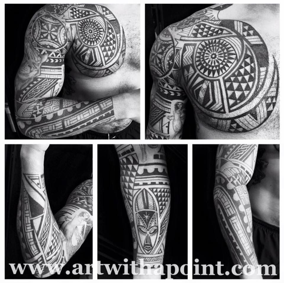 artwithapoint's tweet photo. Update on appointment scheduling: I’m currently booked through the fall of 2018, so in order to focus on completing current pieces in progress, for the duration of 2018 I won’t be taking on new clients. Read the details here:
https://t.co/VkQdiTcoVb https://t.co/gGcrBYPmZA