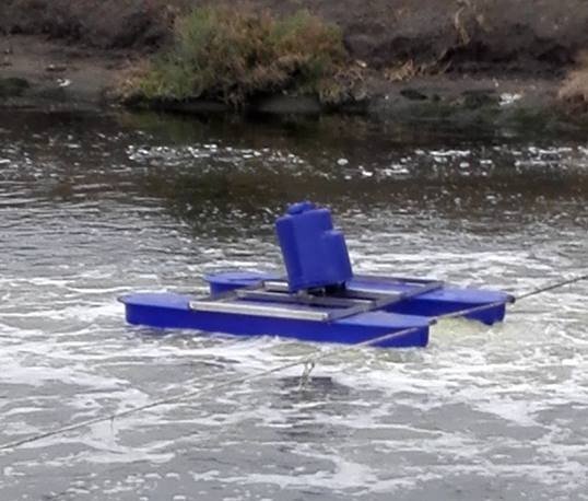 =فوائد التهويه للسمك =
1.     التهوية الصناعية تقلل من حالات النفوق 
2.    التخلص من الامونيا والغازات الضارة. فاجهزة التهوية تعمل على تقليب المياه مما يساعد على تطاير الغازات الغير مرغوبة مثل الامونيا
3.    زيادة الاكسجين يزيد معدل التحويل ويزيد إقبال الاسماك على العلف.