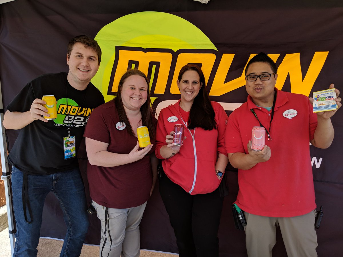 Sampling some Bubly at Target 1331 with Movin 92.5! Prizes galore! Thanks Moving!
