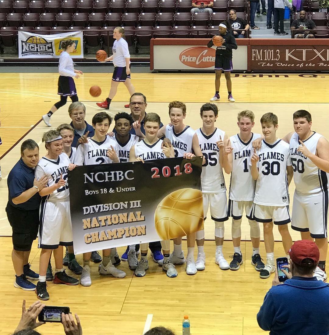 FlamesAthletics's tweet photo. They turned around and brought home the Undisputed National Championship for Varsity Div 3! https://t.co/zjtEWnbxLw