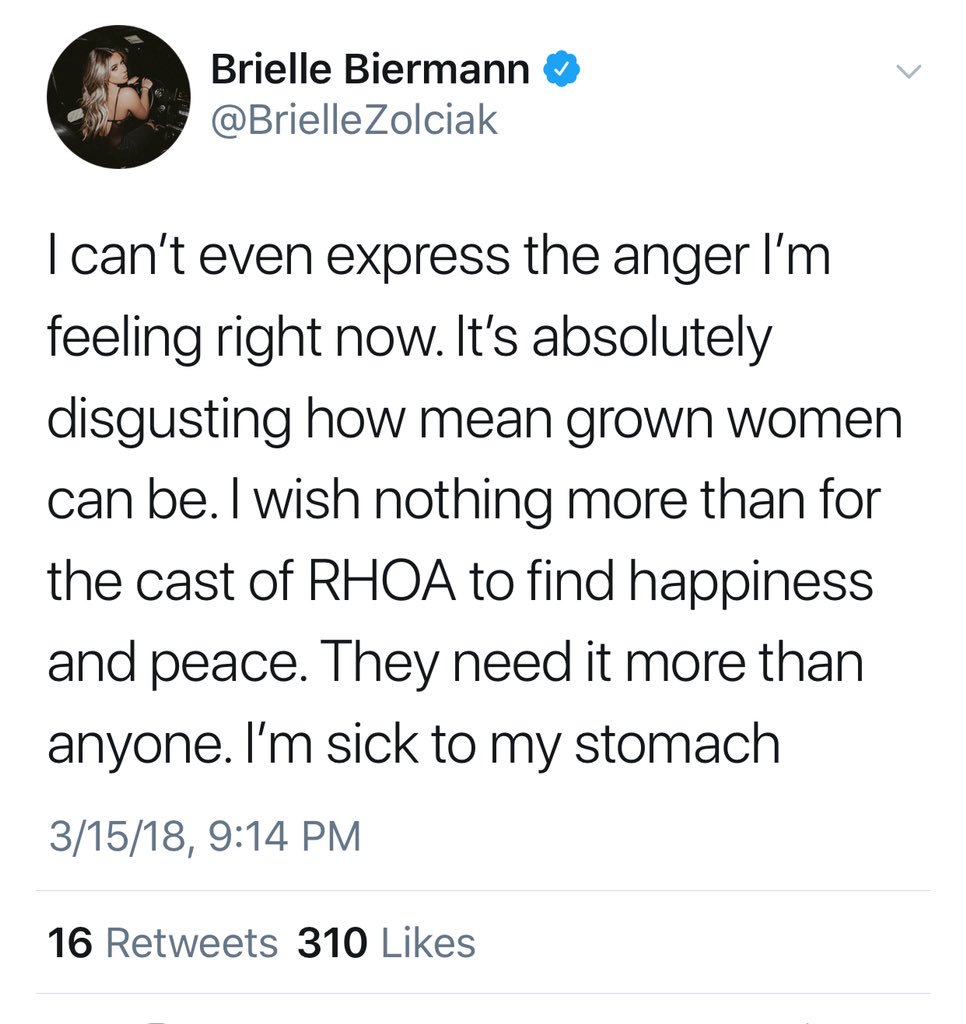 ILive4nCauseofU's tweet photo. .@BrielleZolciak doing what a daughter does when they come for her momma! @Kimzolciak 
#RHOA #REUNIONTEA https://t.co/2MEwq0I8MF