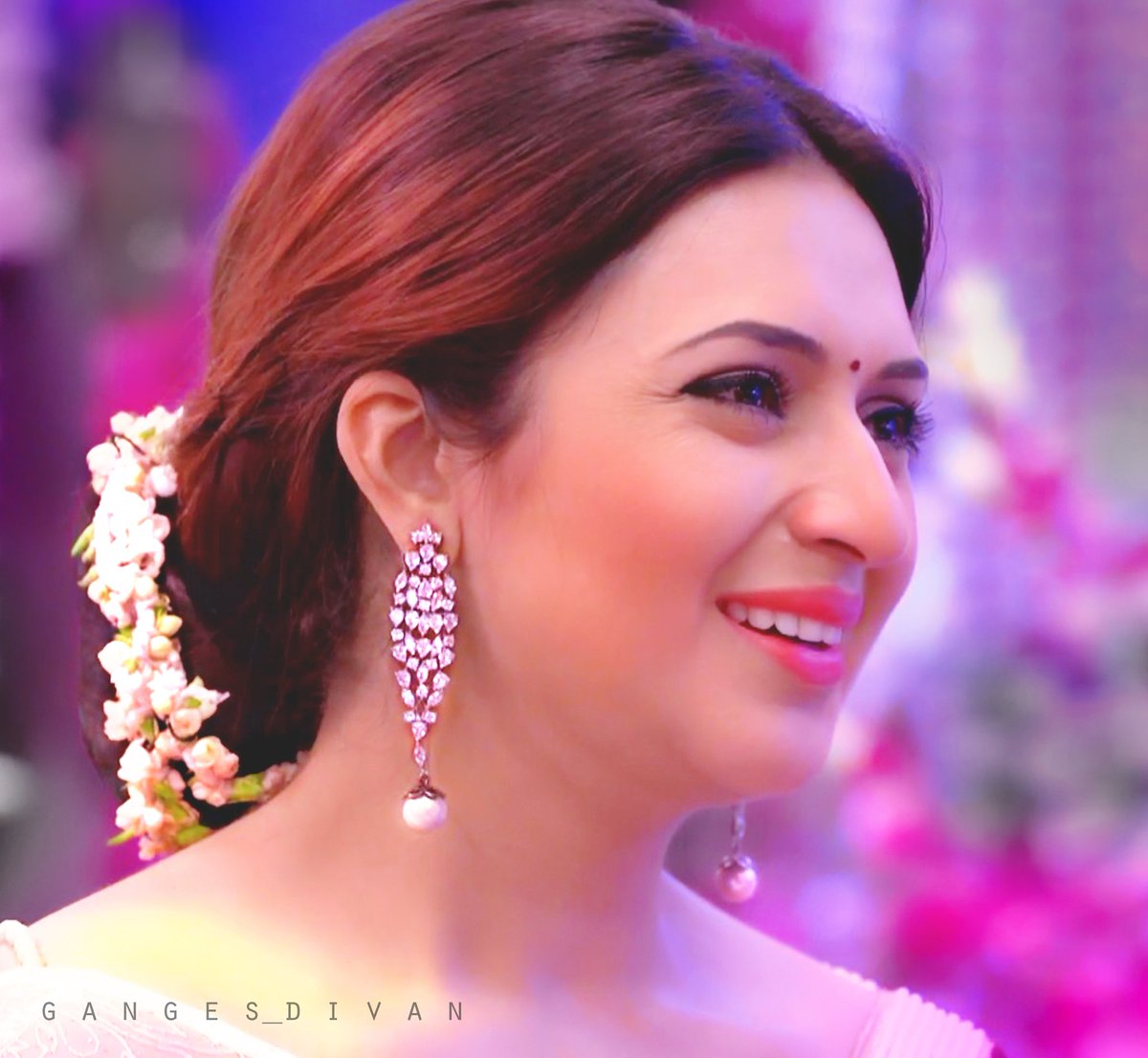 When was the last time I shared a solo edit of DT 😓
Gosh, I've to edit some more pictures of her...😍😭
She looks the most beautiful with her eyes moistened 😍👅💦 And that smile is...😍😭

<a href="/Divyanka_T/">Divyanka T Dahiya</a>