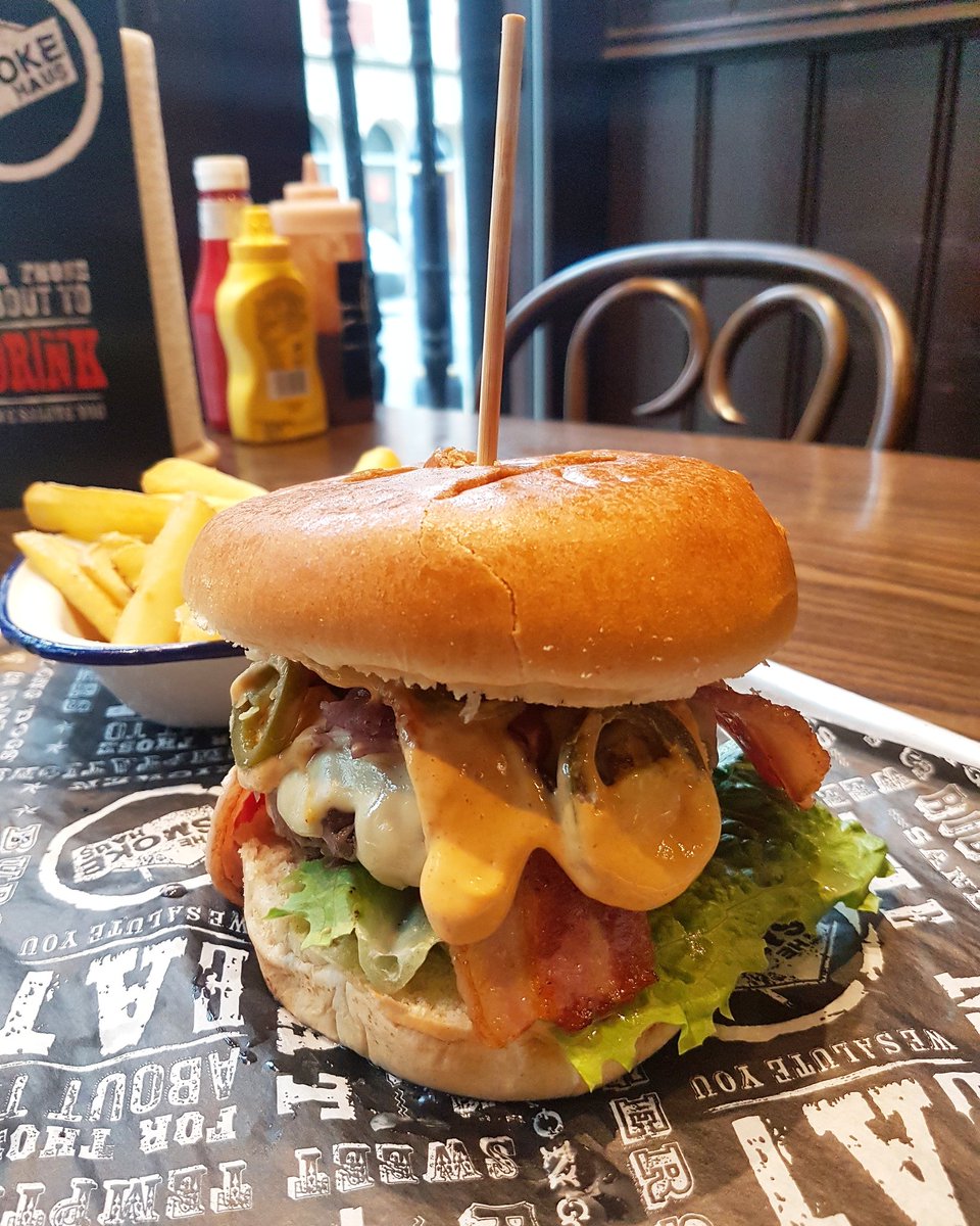 TheSmokeHausUK's tweet photo. Will the Baby Bertha make a firey return to the new Menu next month?? 🍔
Let us know what you want to see back on the tray! Use #BurgerBack and your choice of burger to participate and help us decide!!
#WeSaluteYou #HausRules #BBQ https://t.co/XLLGSgZFFR