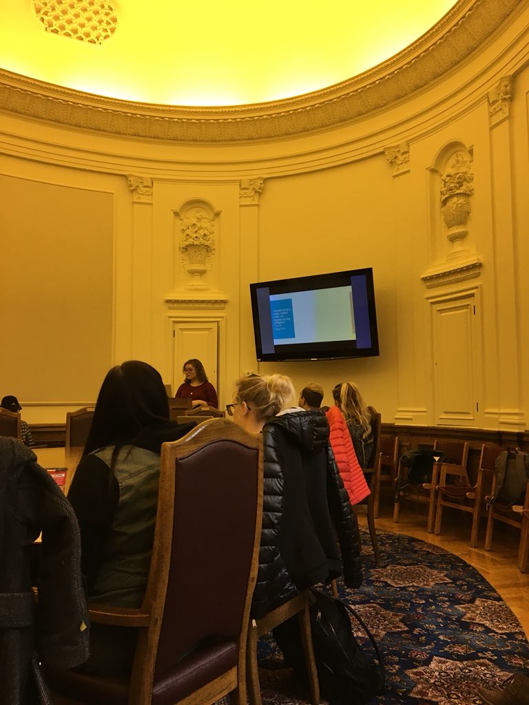 nvandeusen's tweet photo. Some great @UofAMLCS representation at #ArtsCon - Alla Nedashkivska’s students presenting some great research @UofA_Arts https://t.co/yaZN5WEtUV