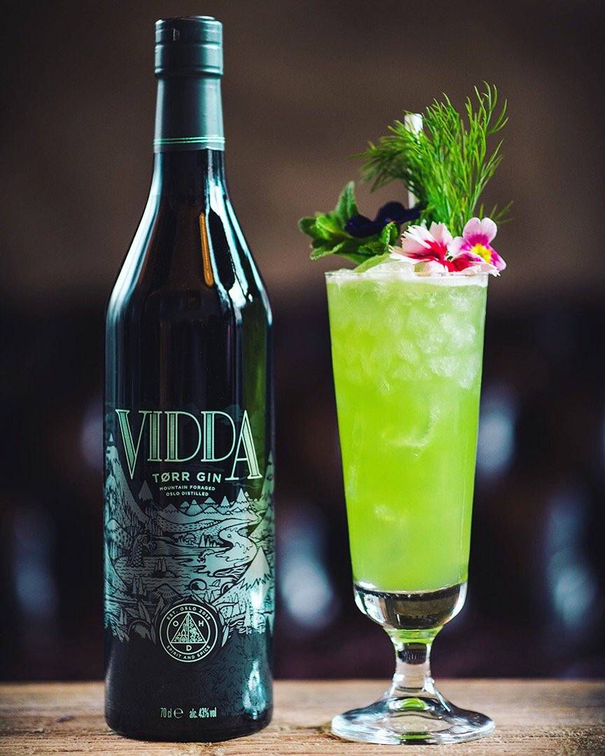 Graphic Bar (@graphicbar) on Twitter photo Come try our #cocktail of the month, it's called the "Green Plateau" and it's made with #ViddaGin, homemade kale juice, bergamot liquor and fresh lime. Don't miss out, it will only be available until the 07/04/18! <a href="/OsloDistillery/">Oslo Distillery</a> <a href="/originalbrands/">Fred Lucas</a> <a href="/ThinkOriginal1/">An Original Brand</a> Come try our #cocktail of the month, it's called the "Green Plateau" and it's made with #ViddaGin, homemade kale juice, bergamot liquor and fresh lime. Don't miss out, it will only be available until the 07/04/18! <a href="/OsloDistillery/">Oslo Distillery</a> <a href="/originalbrands/">Fred Lucas</a> <a href="/ThinkOriginal1/">An Original Brand</a>