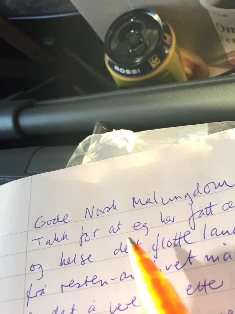 magneaasbrenn's tweet photo. Helsingstaleskriving til #nmulm @Malungdommen https://t.co/PPBeIUHvvI