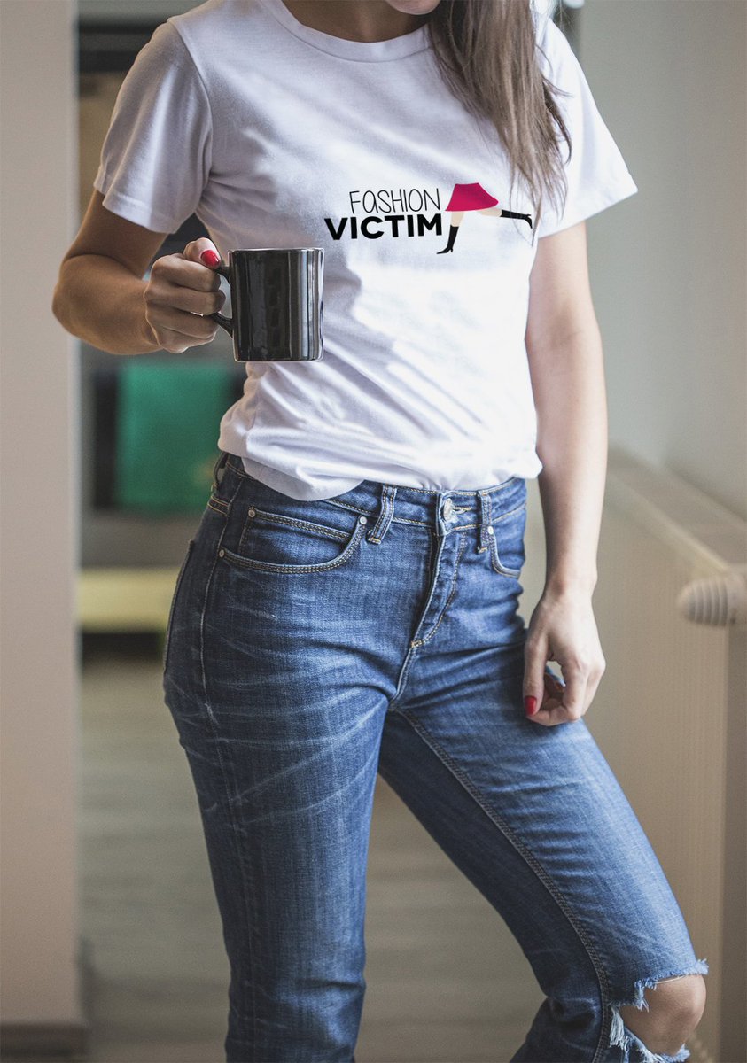 OutfitUrbanCom's tweet photo. $19,99 - https://t.co/jzyLFpcLG5

#TShirt #tshirtdesign #girlpower #fashion #Fashionista https://t.co/tmdrbdk7DV