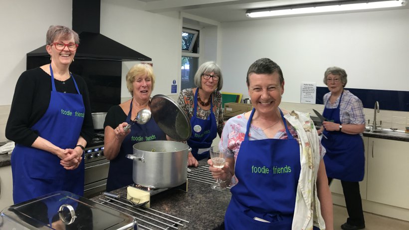 Held in St George’s Church Hall on the first Friday of the month, The Foodie Friends Café in #NewMills is open to everyone bit.ly/2oXJVhs #NewMills