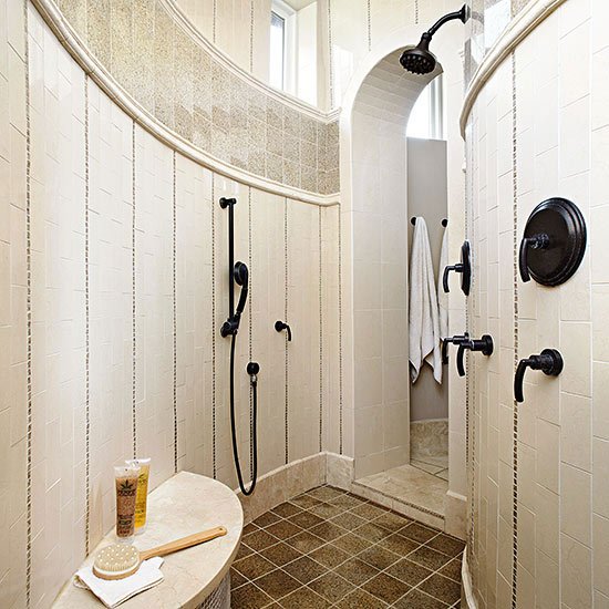 rosiecsotero's tweet image. Which one of these #bathrooms would you want? #doorless #shower  cpix.me/a/42208016