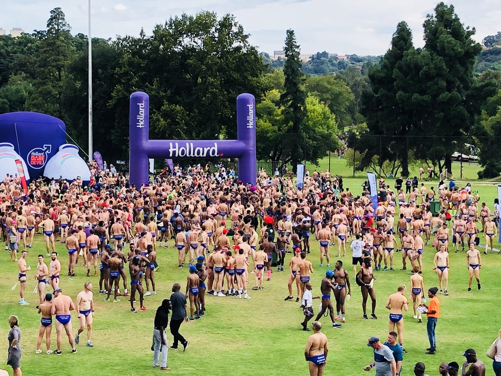 Nashreen84's tweet photo. Proud of our #Digicall #DareDevils2018. Supporting our partners and an amazing cause. #DareDevilRun #DaredevilRun2018 #Hollard https://t.co/ka72q3RxZg