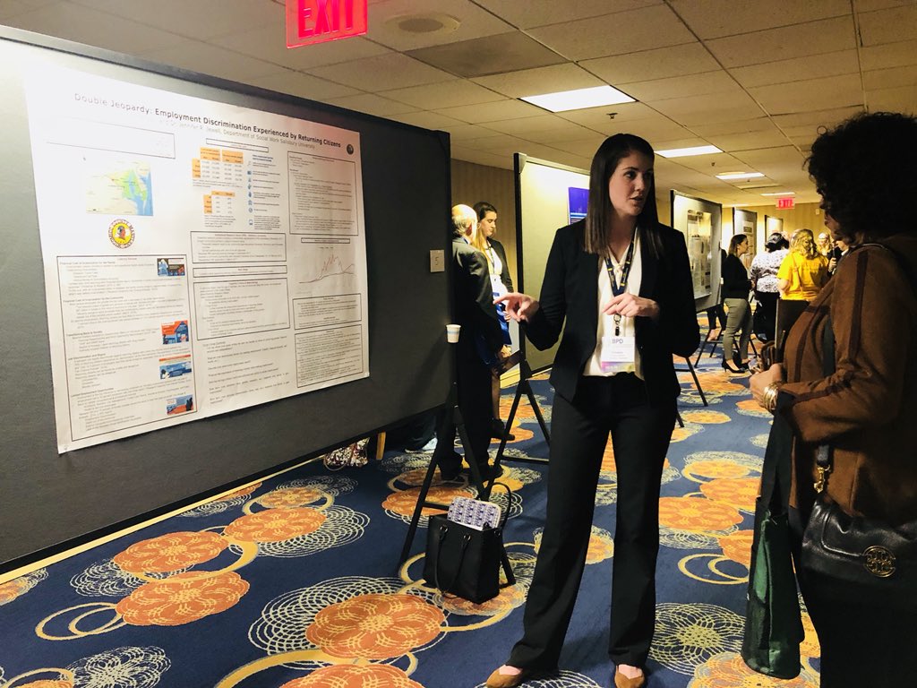 SU School of Social Work tweet media