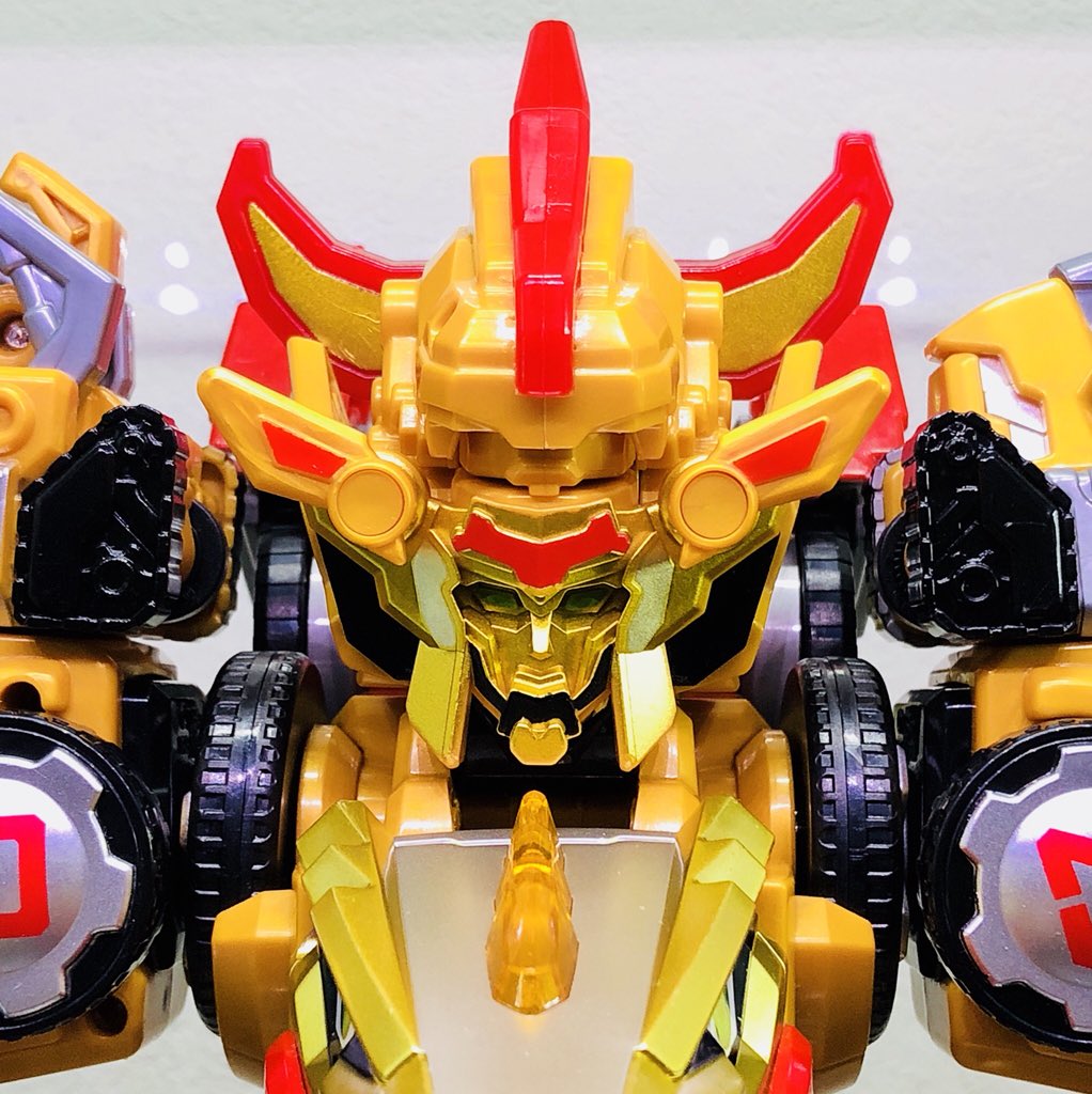 韓国玩具　恐竜合体ロボ　ダイノコア　アルティメットDバスターティラノ 韓国玩具 恐竜合体ロボ ダイノコア アルティメットDバスター