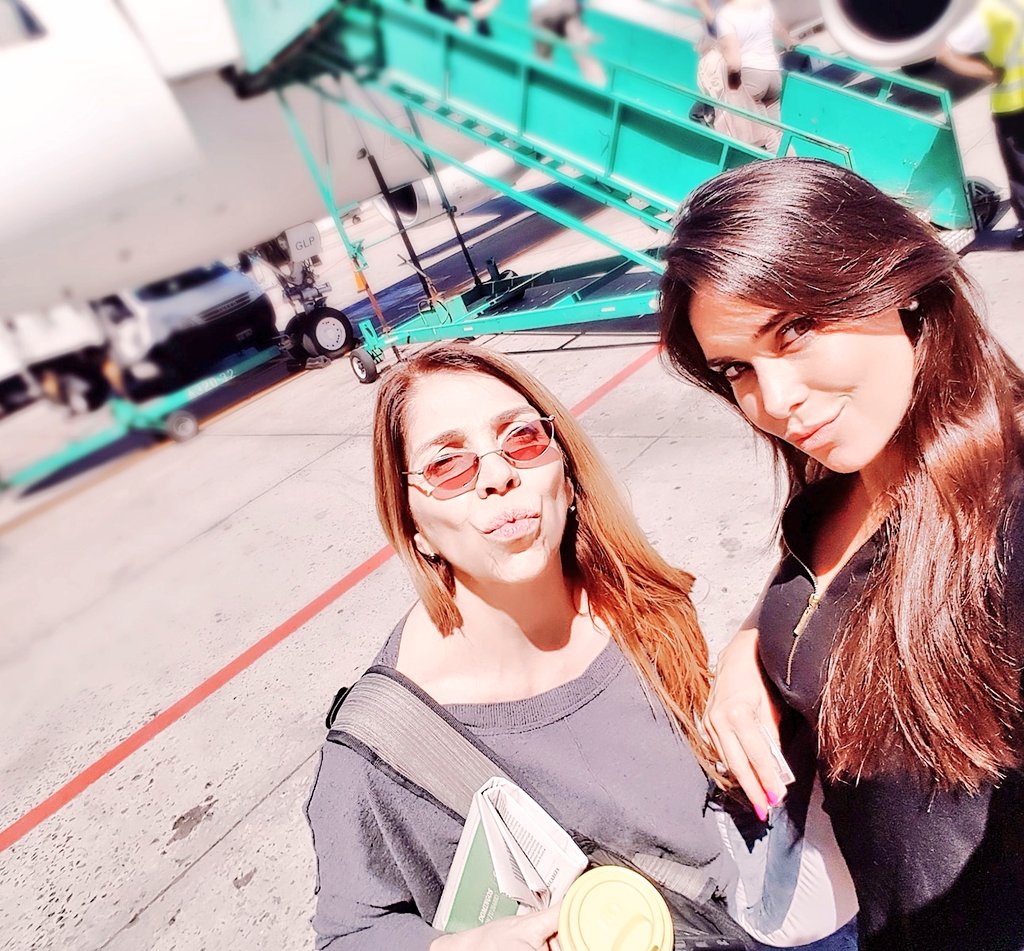 SabriRavelli's tweet photo. Las #Acaloradas vuelan Rumbo a Neuquén!!!! https://t.co/khAtzwzoke