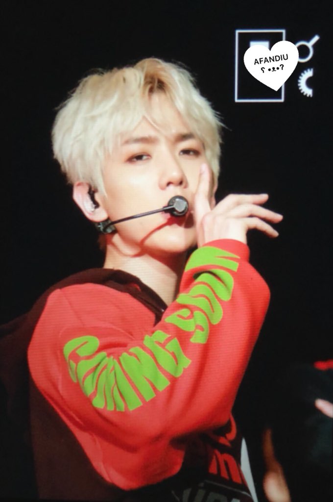 AFANDIU0506's tweet photo. 20180316 #백현 #BAEKHYUN https://t.co/fhYUciQTSU