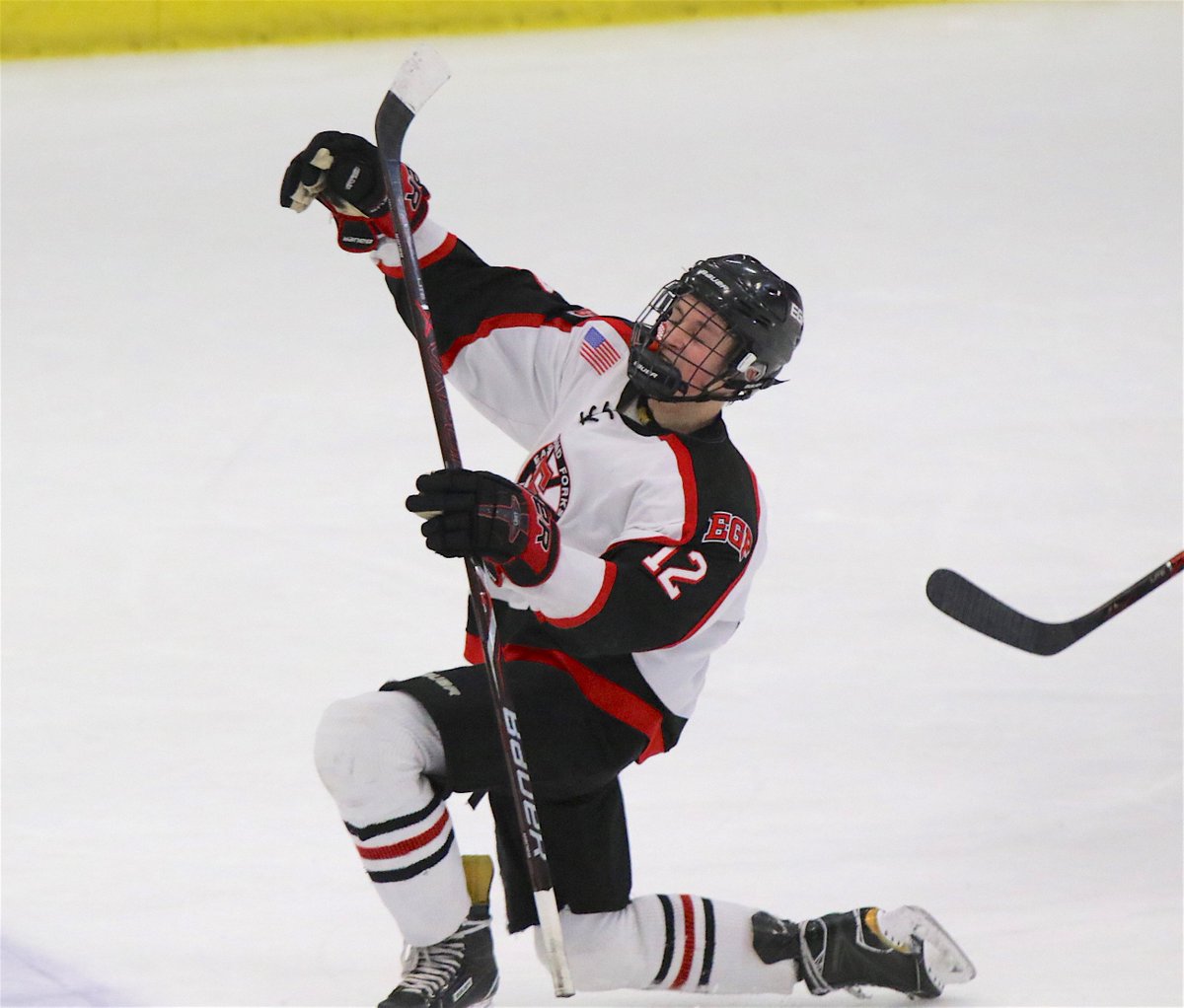 BAN A

Trey Ausmus makes a statement for all little brothers today. Snipe and Celly. East Side Hockey is headed to semis.