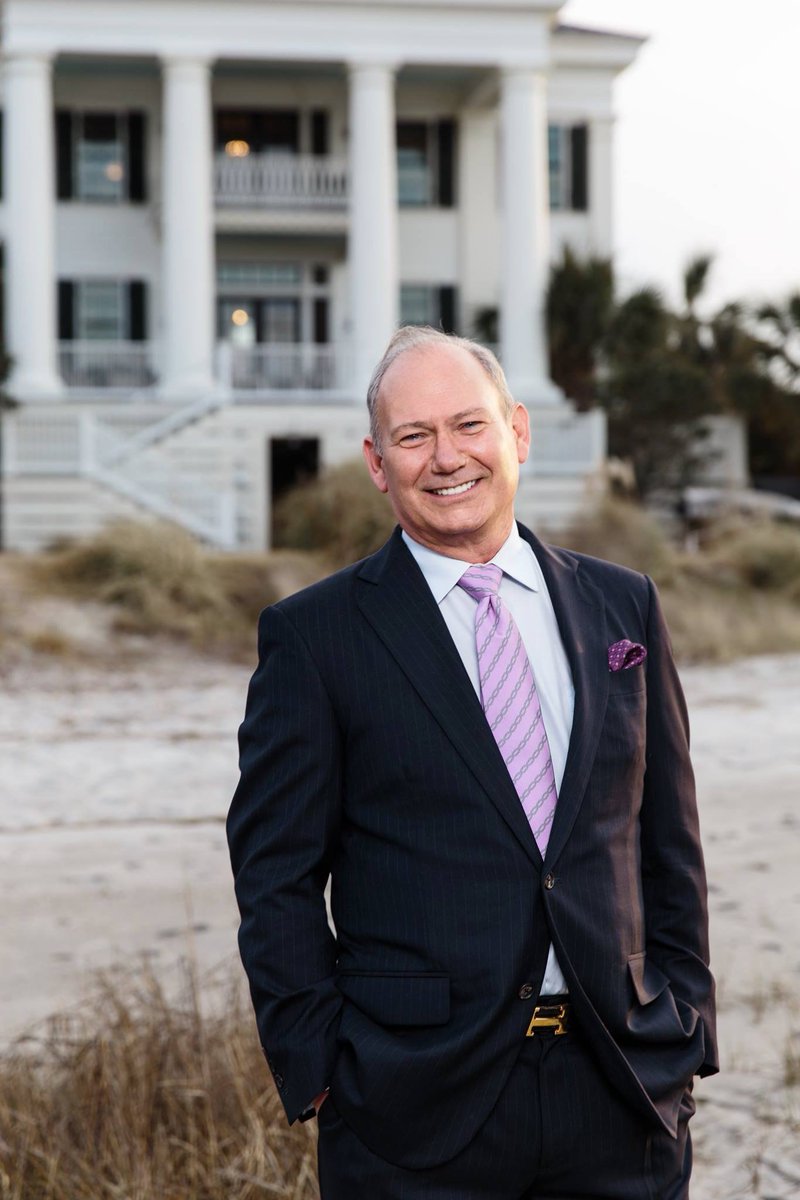 1800Columns's tweet photo. A photograph of our founder, Jeffrey L. Davis in front of his home - Chadsworth Cottage.
-
#TheColumnGuy #ChadsworthCottage #JeffreyLDavis #Columns #Architecture #ClassicalArchitecture #TraditionalArchitecture #CustomColumns #ChadsworthColumns #1_800_Columns https://t.co/kp0dj1kRB6