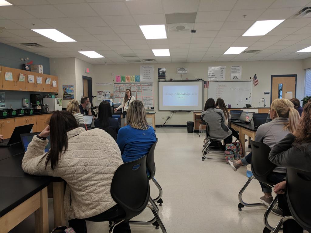 mrleeteaches's tweet photo. Giving student #feedback at the #A5GSummit with @edtechteam Go #RAMSteamMel https://t.co/ehtCAT2jOm