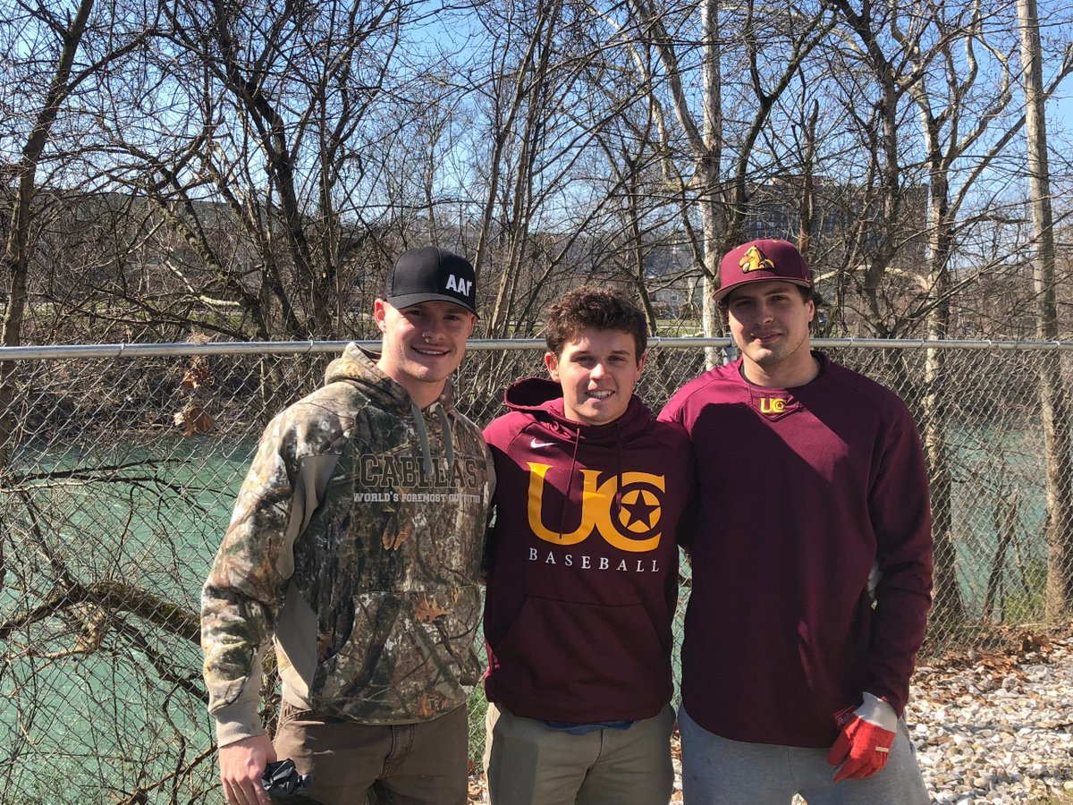 RMHSouthernWV's tweet photo. Jonathan Carr, Sam McKown & Brandon Harris, from @UCWV_Baseball spent part of their spring break helping with some projects around the House. Whether it's a few players or the whole team, we know we can always count on these guys to help! #KeepingFamiliesClose #selflessUCbaseball https://t.co/bdwPxM8IL3
