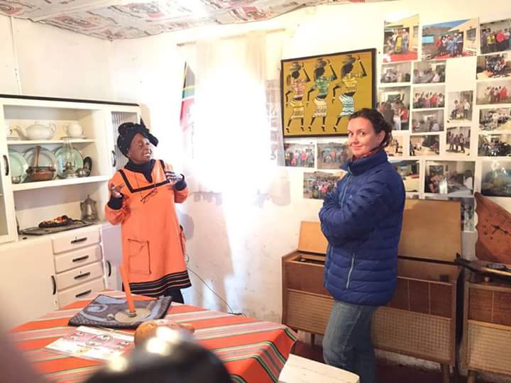TownshipTravel's tweet photo. Family visit is One of highlights visiting the township . #sandlafunasumthin #travellers #travelsouthafrica #soweto #townshiptourism #hacktourism #investSA #wedotourism #townshiptravel #selfdrivetours picture captured by #HuaweiGR8 #HuaweiZAThemes #HuaweiSA https://t.co/ArpsFhQCKC