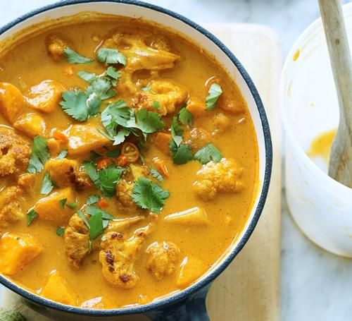 Equalibras's tweet photo. As you found out in our previous post, cauliflower is so good for us!
Our Roasted Cauliflower & Potato Curry Soup #recipe ensures you get the nutrition you need with an abundance of flavour. Yum! #FoodFriday #LifeChangeNow #Type2Diabetes #T2D https://t.co/HN7X6AvnFf https://t.co/9WjiryJ07r