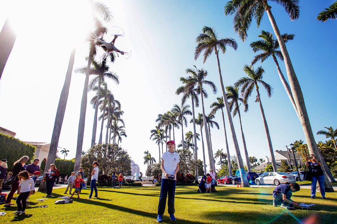 MindOfCarlita's tweet photo. Did you take the #drone class at @FourArts ? We might have you in our gallery. Check it out: https://t.co/WJgyt6ifoT https://t.co/7NruAf5emf