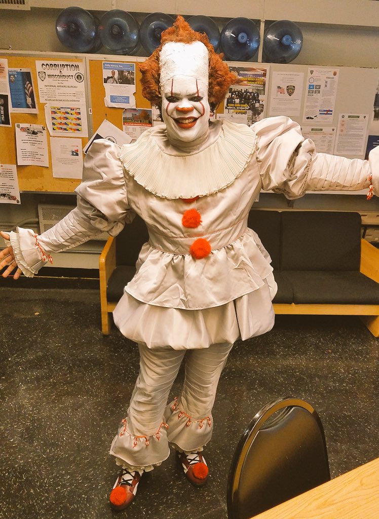NYPDTransit's tweet photo. Rise and Shine Commuters!
If you fall asleep on the subway, we may have to deploy Sergeant Pennywise to come wake you up. Waking up terrified is better than waking up without your wallet! 😴+🚇=🤡
#WorldSleepDay #CosplayCops #FlashbackFriday https://t.co/HW3elJhFaZ