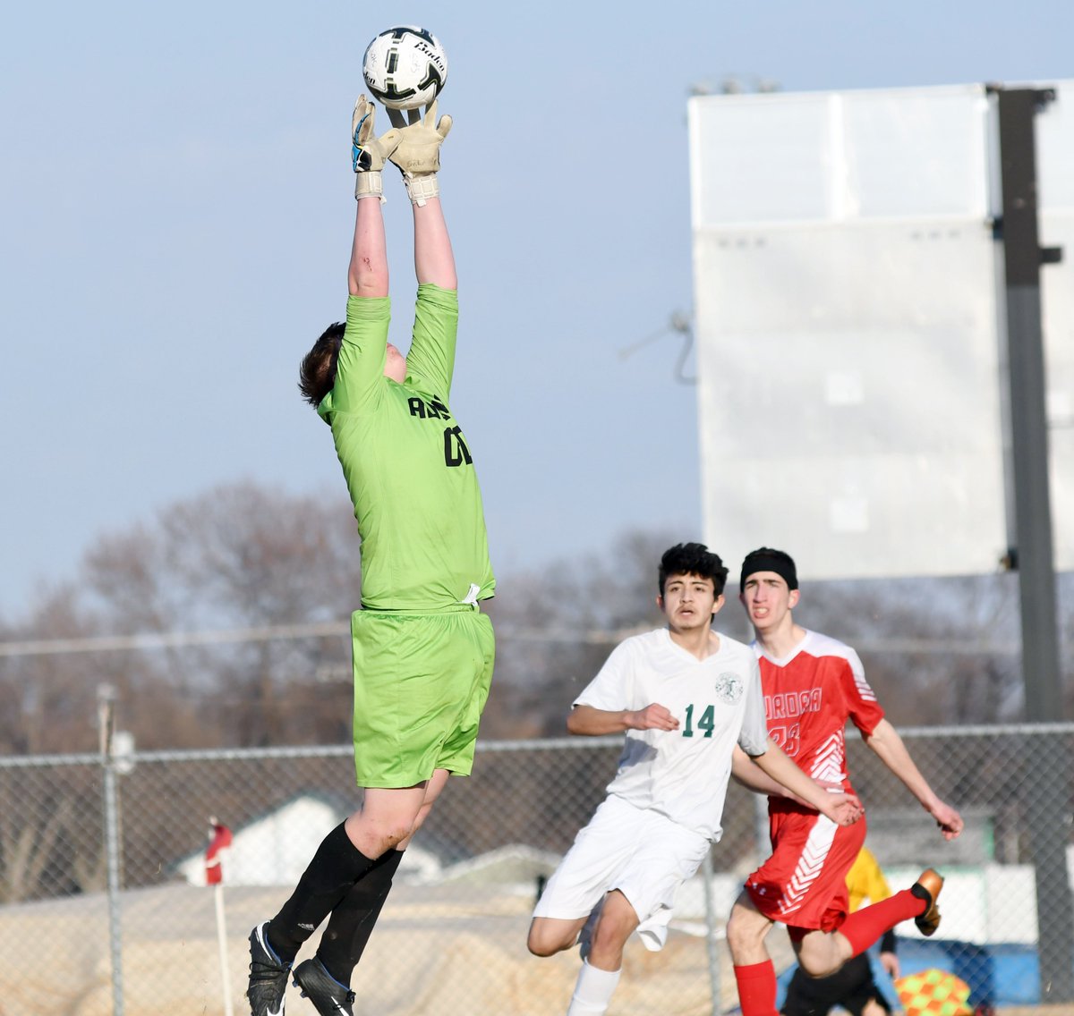 SportsANR's tweet photo. The Aurora soccer teams got their seasons underway Thursday afternoon in Schuyler as the Lady Huskies made school history. #nebpreps #aurorahuskies https://t.co/KyUIjJ6duH https://t.co/2L6xXU4du6