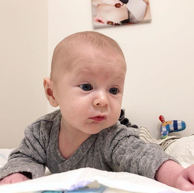 reyosmot's tweet photo. I bez maminky to v pohodě zvládáme #HonzikJarolim #MujSyn #HrdyOtec #NaseZlato #Family https://t.co/0sW2uNBJRQ https://t.co/TdQuGUOwui