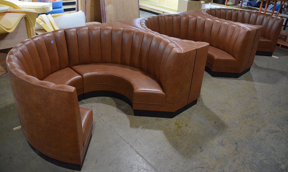 MaxsunGroup's tweet image. 3/4 circle booths with vertical channels for Mimi Blue! #booth #banquette