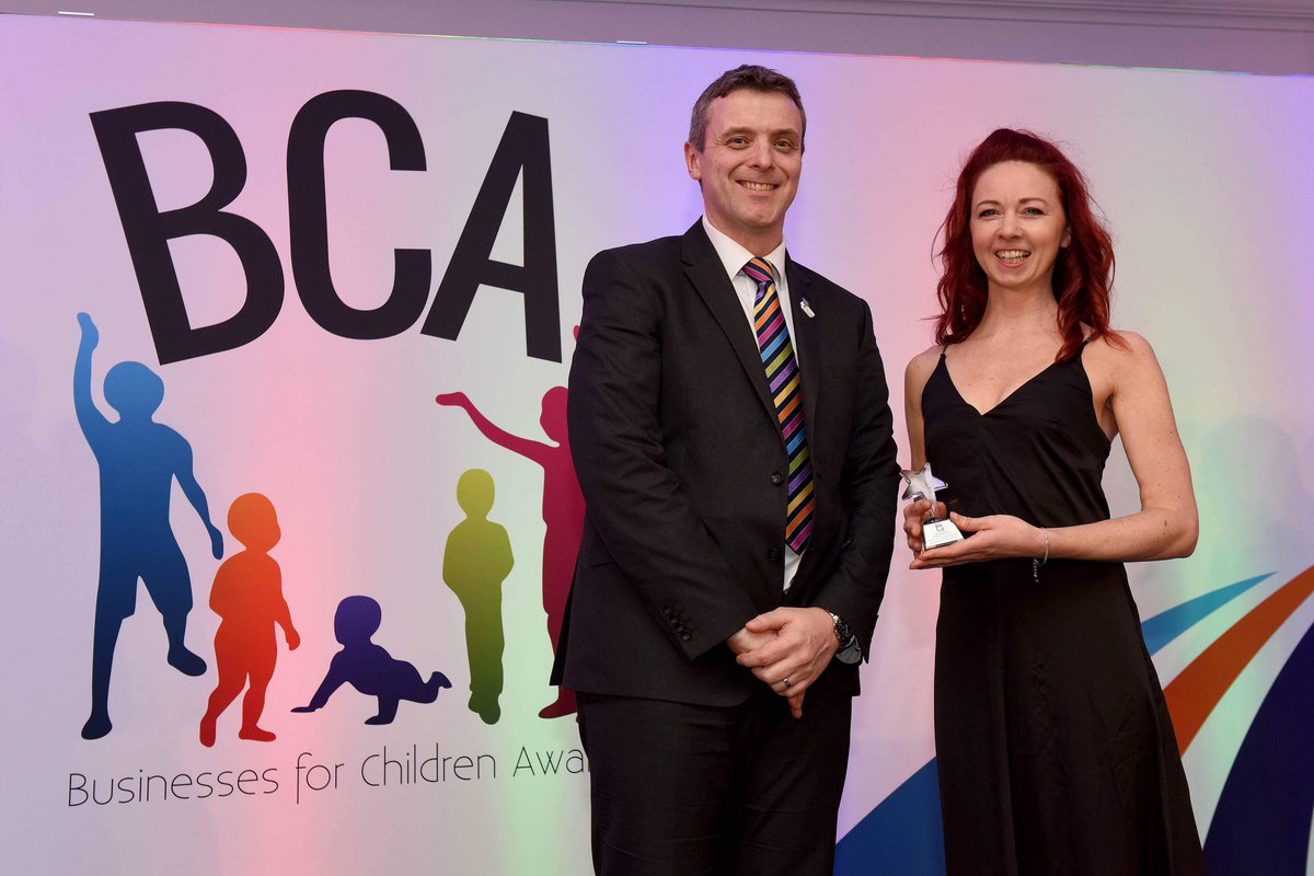 GOOD2GREAT_ltd's tweet photo. Great to meet Hannah Vyse of #BCAward2018 winning Little Green House Childcare at the Business Growth Roadshow. Here she is receiving her award - and with Johnny Themans of G2G picking his brains as to how she can continue to grow her flourishing business. 
#Onetowatch @JandPR https://t.co/bHowdBglTH