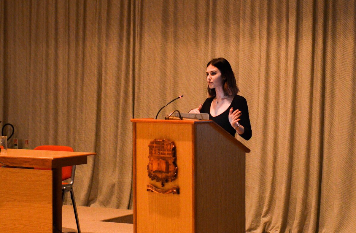 FrancisZD's tweet image. Thanks to one of #Malta's best YouTubers @StellaCini for presenting the #YoutubeTraining event.