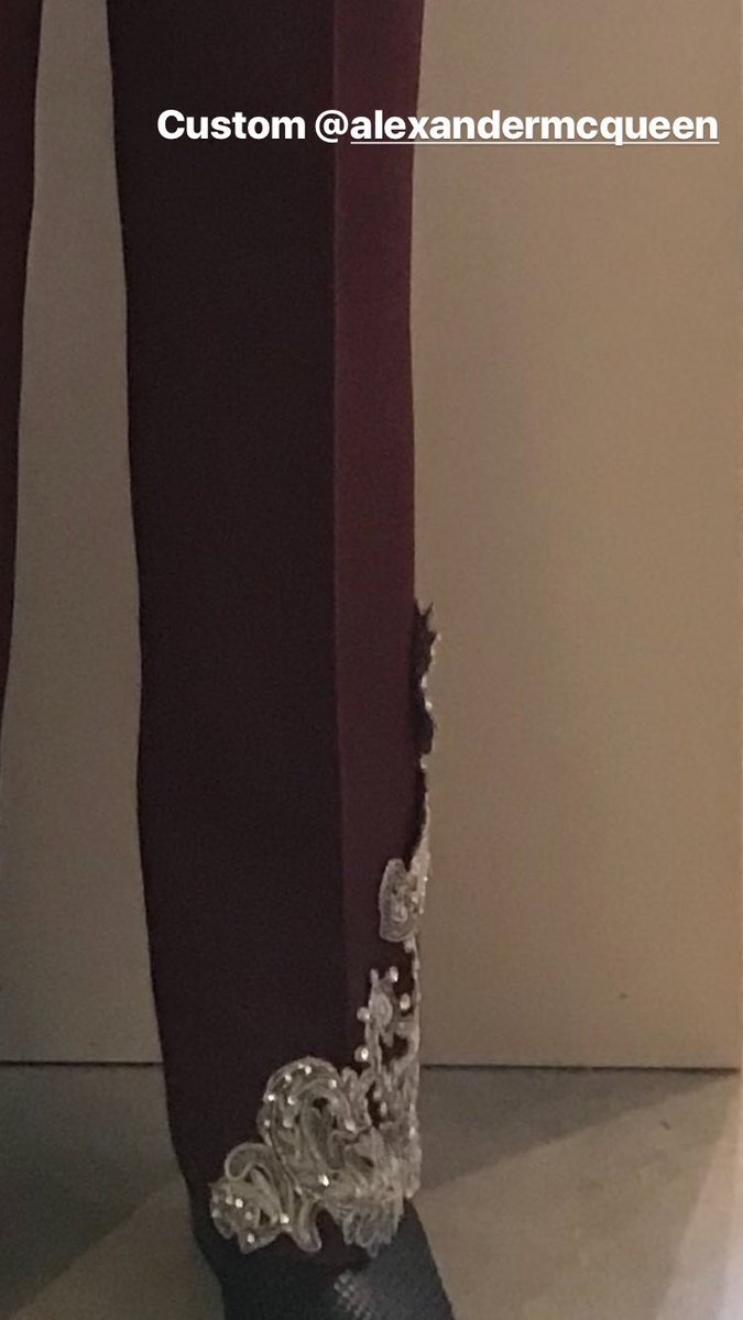 nakeystyles's tweet photo. Harry has worn a different designer every night that’s hot https://t.co/3KbllFERAX