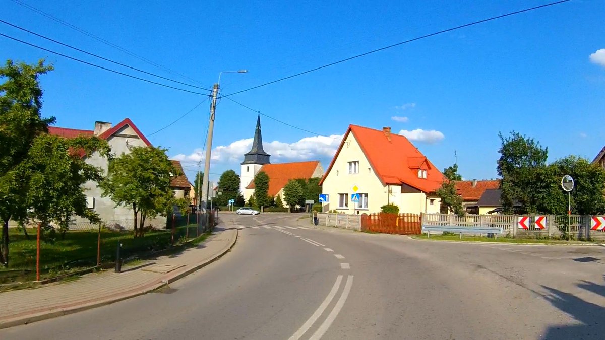 aval4nche's tweet photo. Obecnie siedzę przed ekranem, tu i teraz, za oknem śnieg. A w głowie wciąż te obrazy, bo jeszcze 2h temu byłem TAM #Świętajno :-> #Mazury #Lipiec #rowerowyVirtual https://t.co/K5APqKA4em
