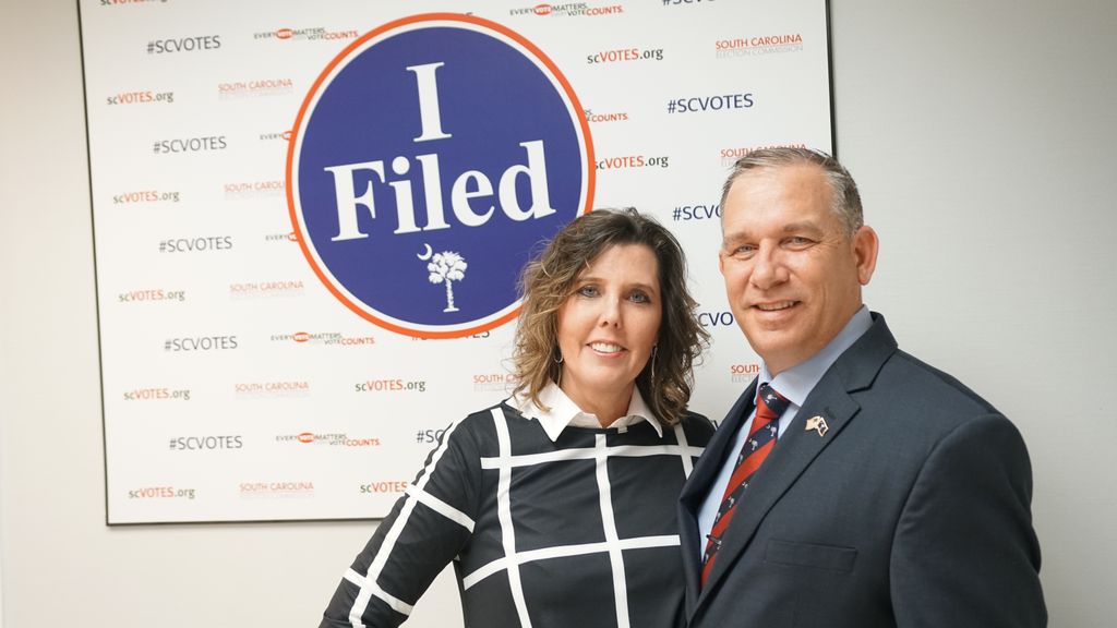 VoteCarrigan's tweet photo. It’s DONE! I am officially going to be on the ballot to represent the great people of SC District! Looking forward to it!!!  #scford2 #joesgottago #ushousereptobe #carriganforcongress https://t.co/B8n77pc5kg