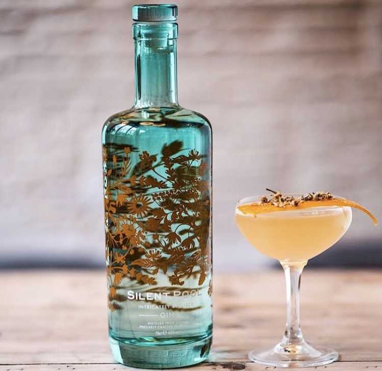 Beautiful  Silent Pool cocktails at <a href="/graphicbar/">Graphic Bar</a> 💙🍸